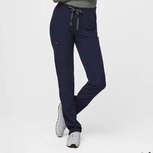 Figs Yola Skinny Srub Pant - M